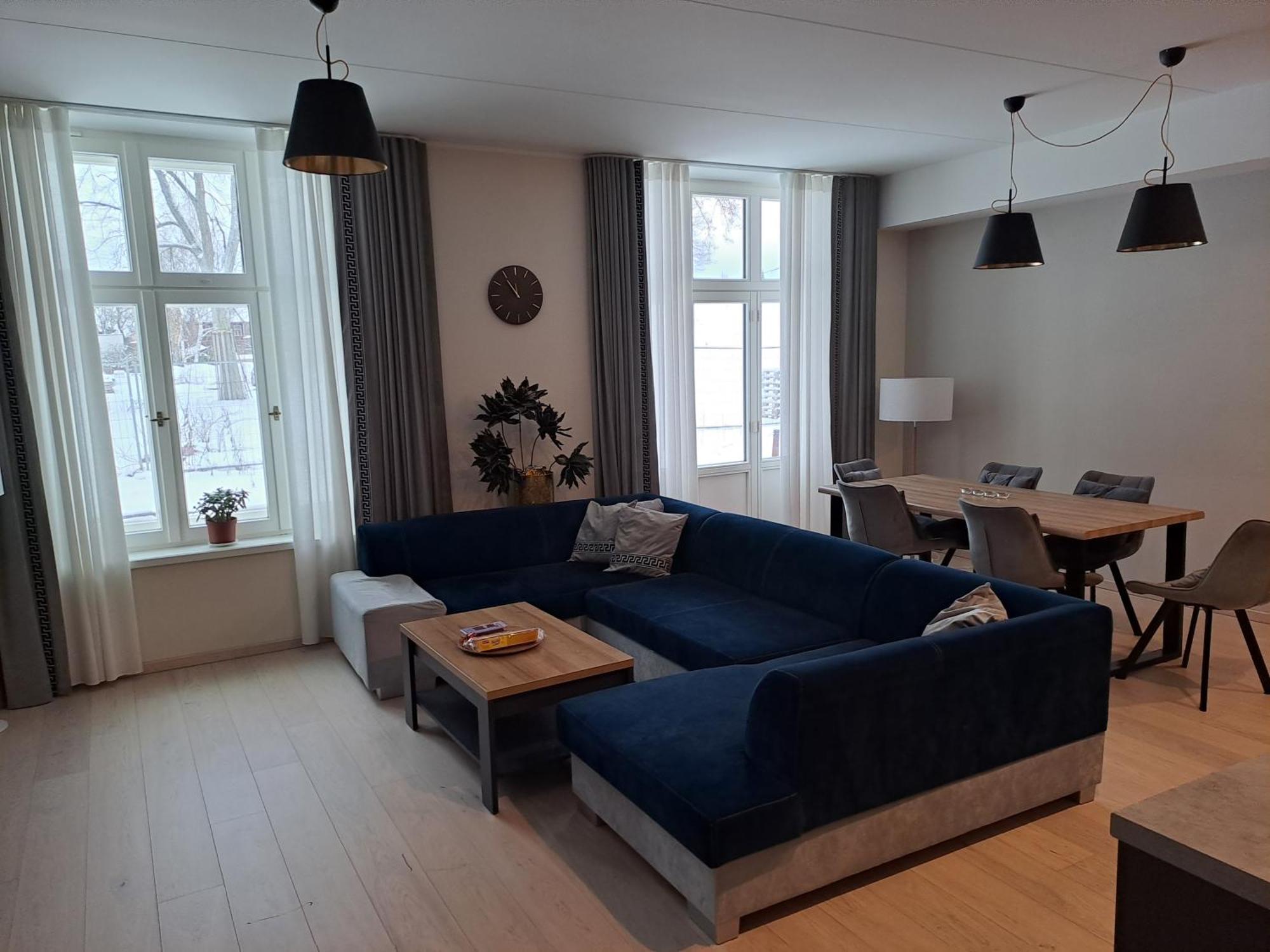 Emajoe Keeltekool Apartment Тарту Екстериор снимка